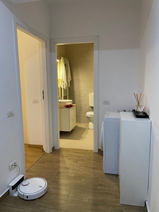 Gold Luxury Apartment Close To Presidential Palace Букурещ Екстериор снимка