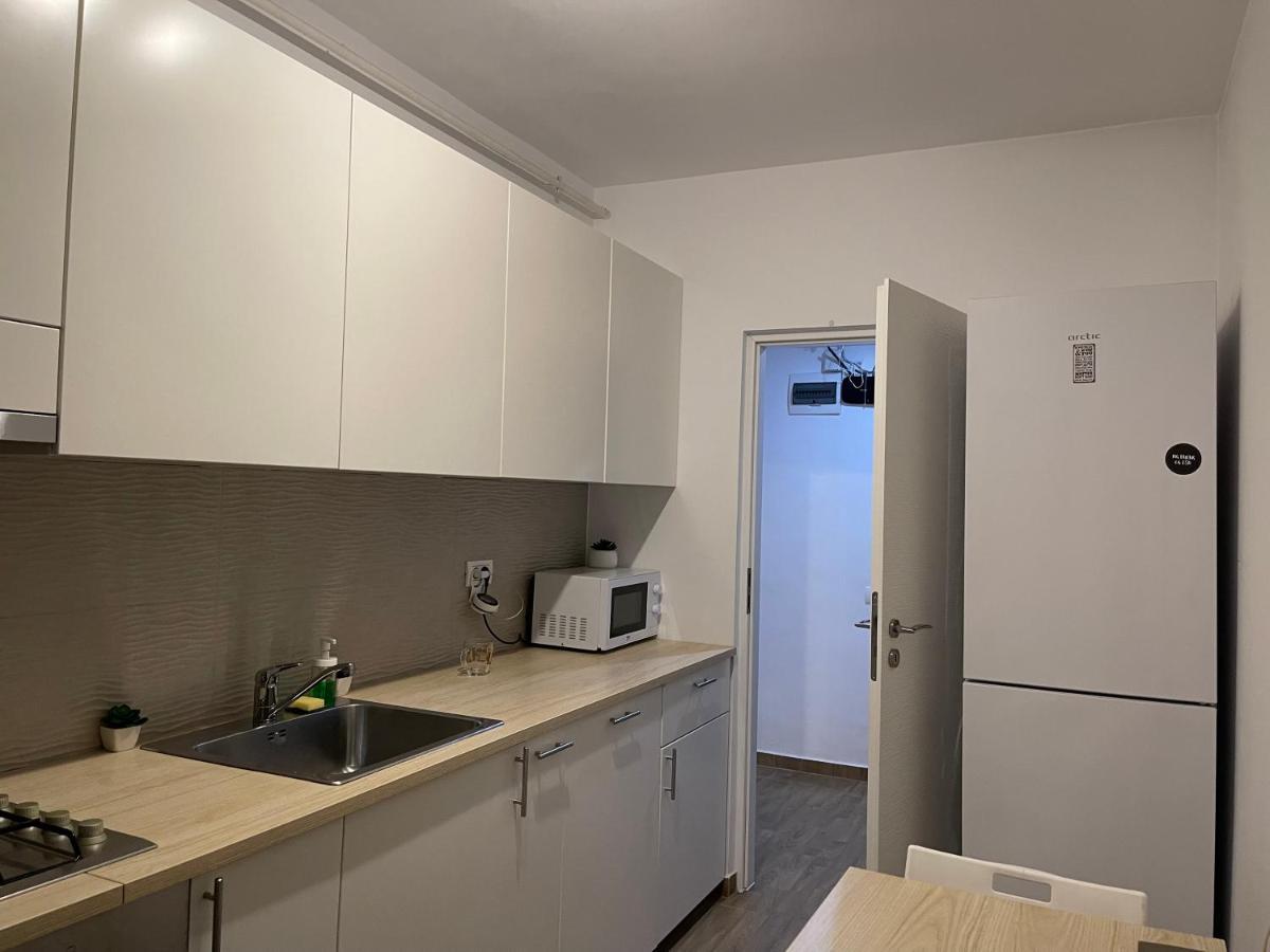 Gold Luxury Apartment Close To Presidential Palace Букурещ Екстериор снимка