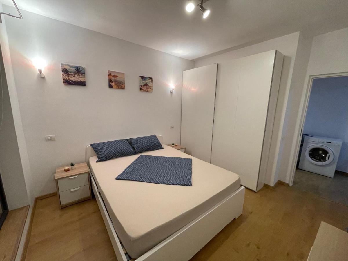 Gold Luxury Apartment Close To Presidential Palace Букурещ Екстериор снимка